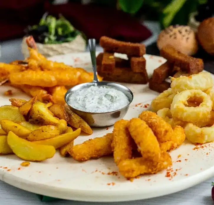 Blue Cheese & Caramelized Onion Steakhouse Fries